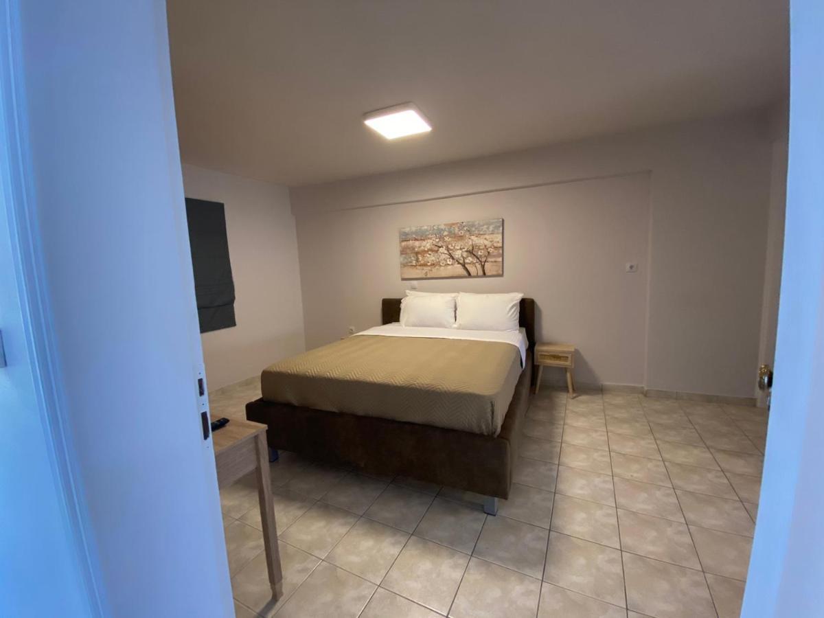 Orama Rooms 2 كالاماتا المظهر الخارجي الصورة