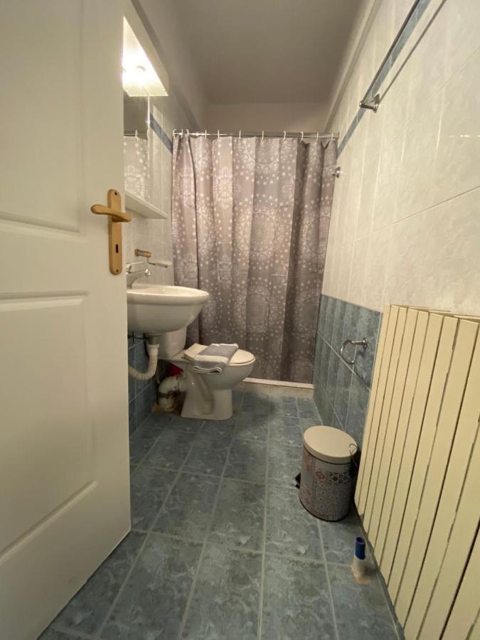 Orama Rooms 2 كالاماتا المظهر الخارجي الصورة